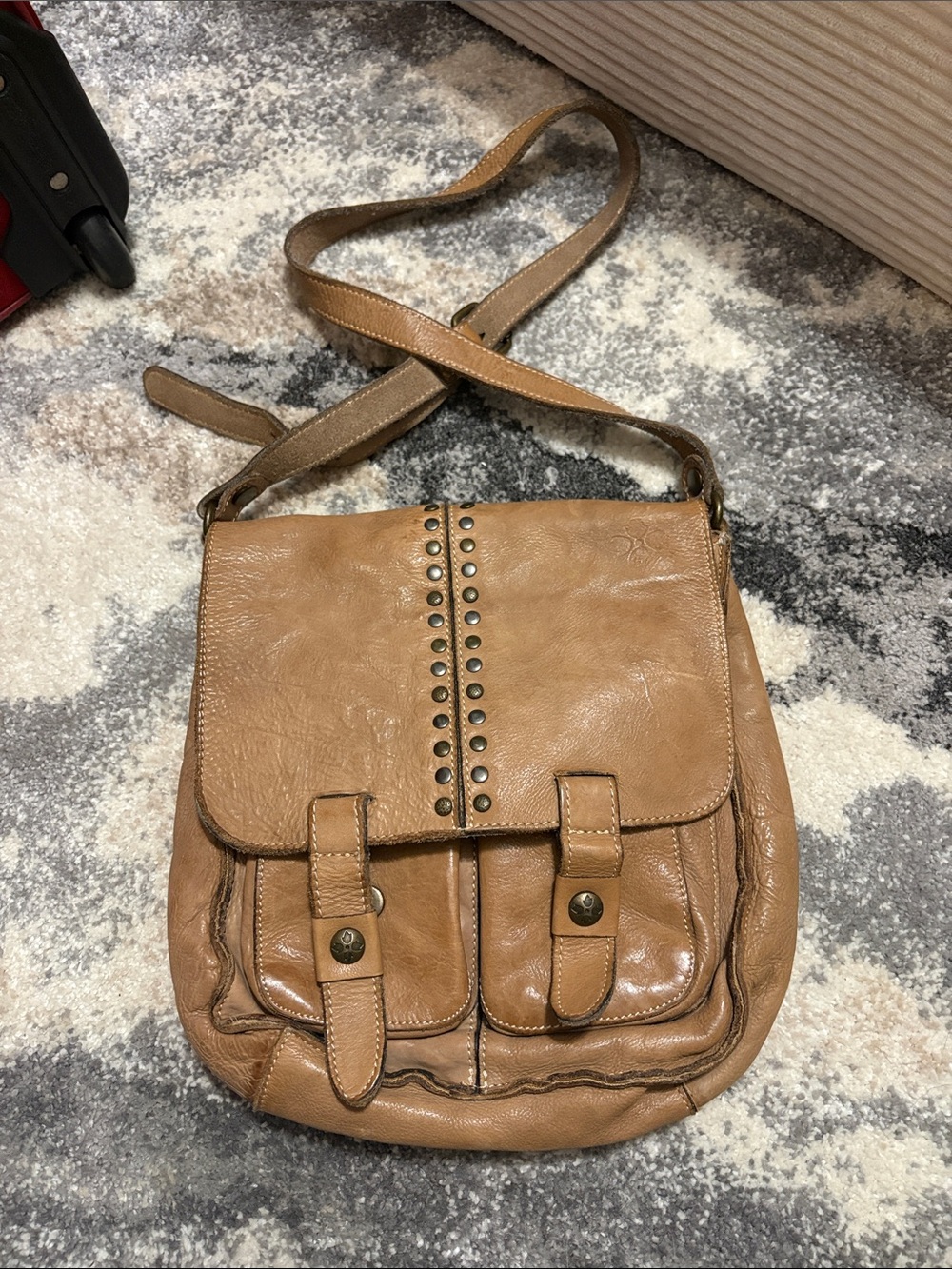 Crossbody satchel